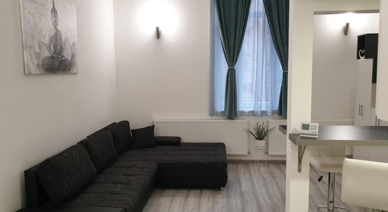 Belvarosi Apartman 2 Appartement Miskolc Buitenkant foto